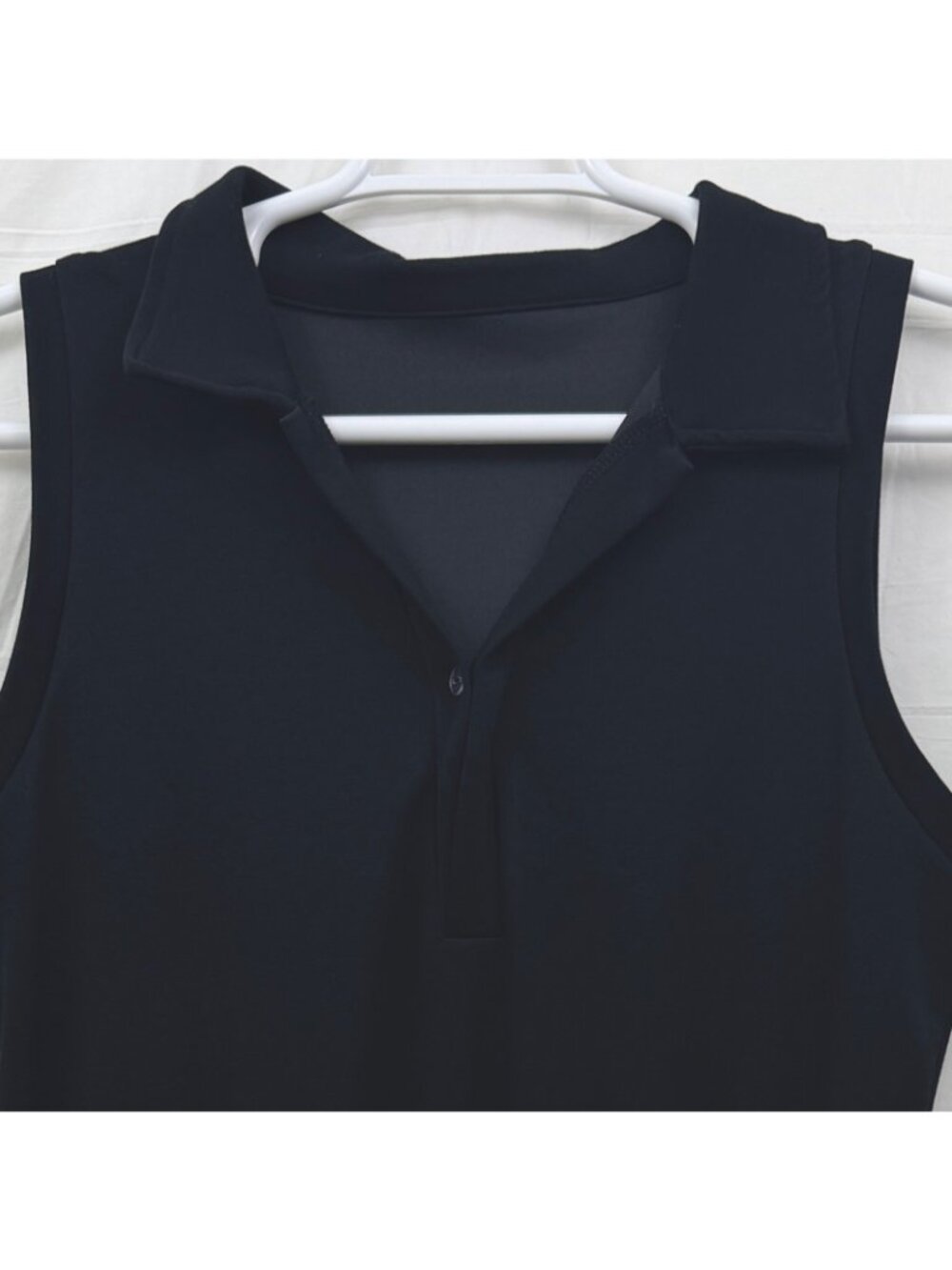 Women M Sleeveless Collared V-Neck Romper Cinched Waist Shorts Black - Picture 2 of 8